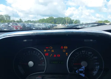 2008 Ford Explorer Xlt from USA, damaged, VIN 1FMEU73E08UA65702